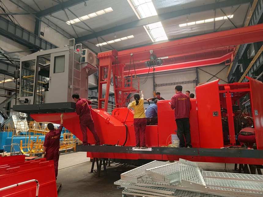 邦立重機.jpg 邦立重機.jpg