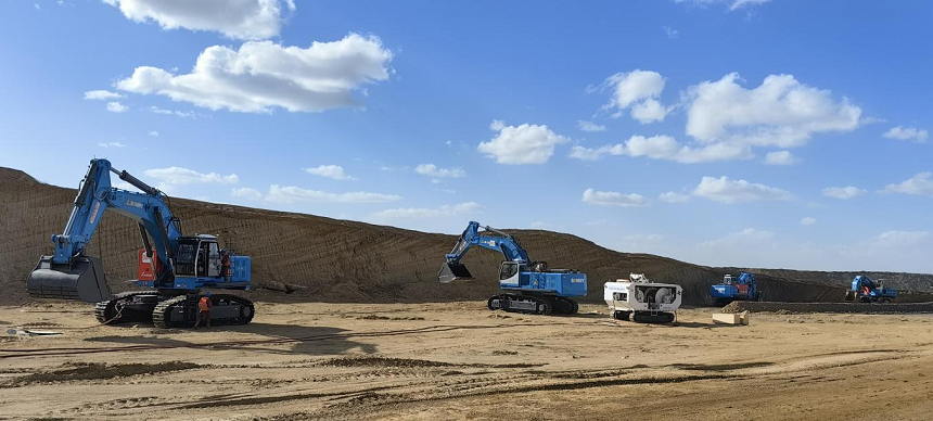 挖掘機.png 挖掘機.png